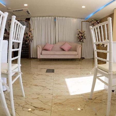 Diamond Star Hotel فندق النجمة الماسية Сиб Экстерьер фото