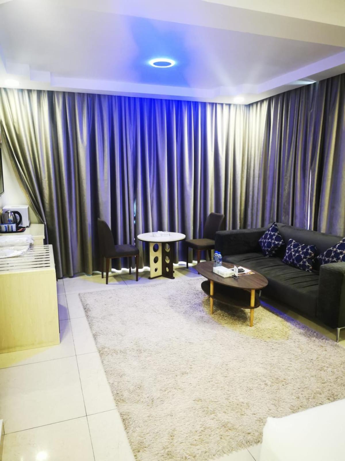 Diamond Star Hotel فندق النجمة الماسية Сиб Экстерьер фото